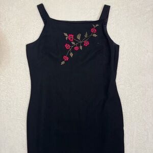 Chic Black mini Dress with Red Floral whimsical Goth Y2K Embroidery Size 12 JR